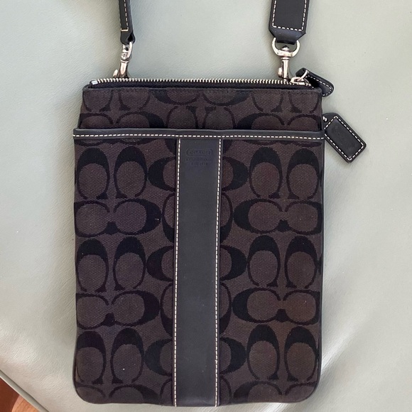 Coach Black and Grey Signature Bag - Picture 1 of 8